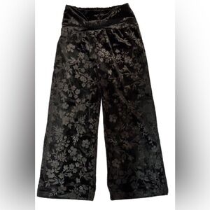 Matilda Jane black velvet pants SIZE 2